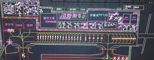 蘇-57已在機場轉(zhuǎn)場，將與殲-35“同臺競技”，中俄賣家秀準(zhǔn)備就緒