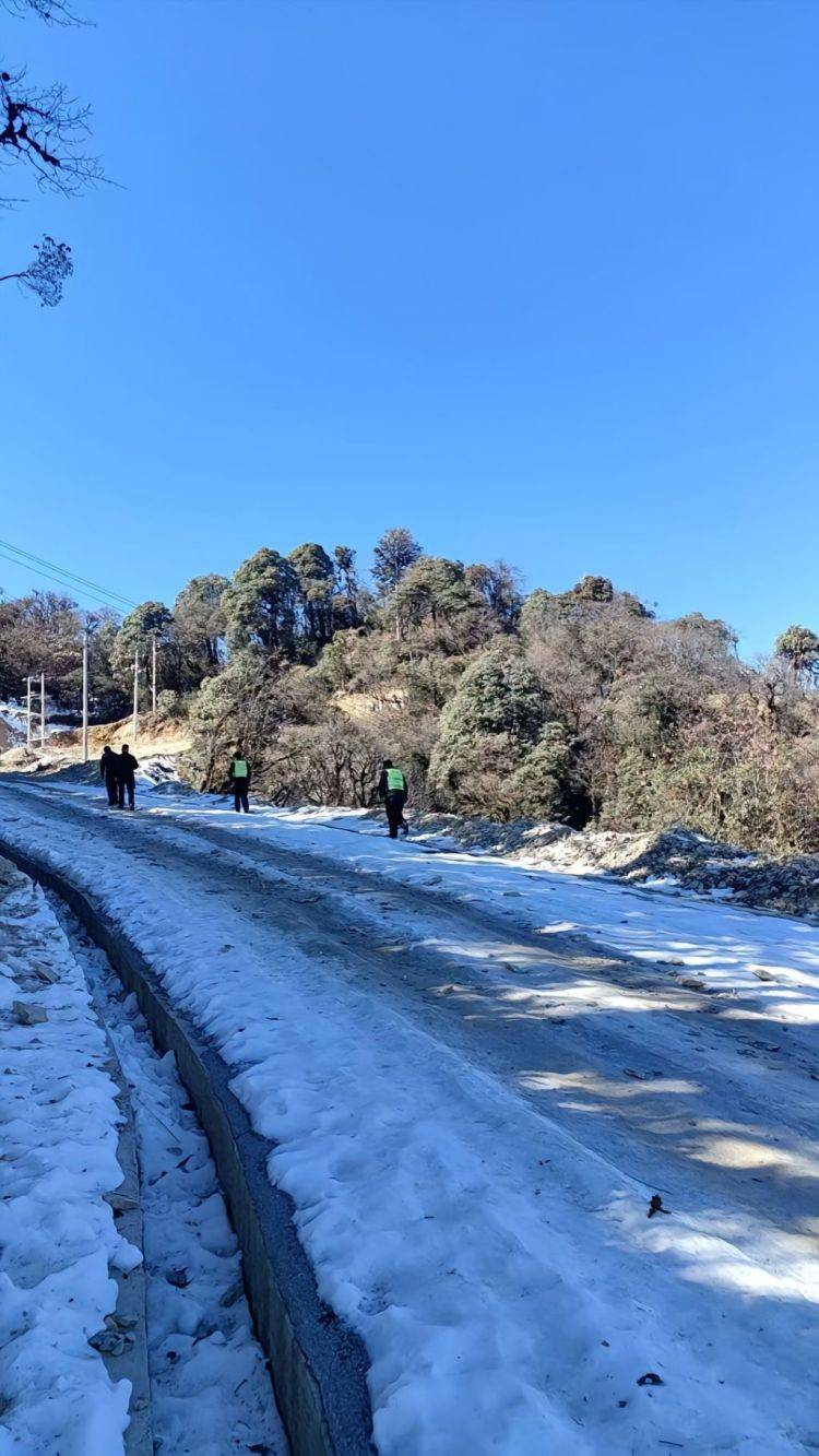 8歲女童在高山走失三天，云南騰沖多方力量正全力搜尋